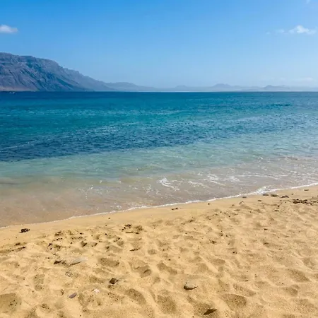 Mimaréa La Graciosa, Caleta de Sebo